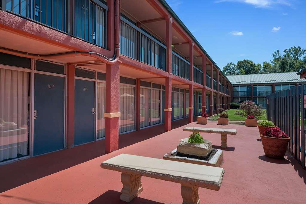 Americas Best Value Inn St. Joseph At I-29 Extérieur photo