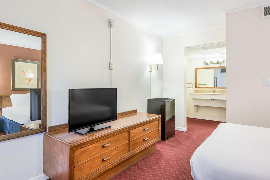 Americas Best Value Inn St. Joseph At I-29 Chambre photo
