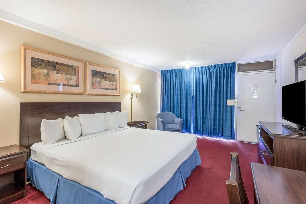 Americas Best Value Inn St. Joseph At I-29 Chambre photo