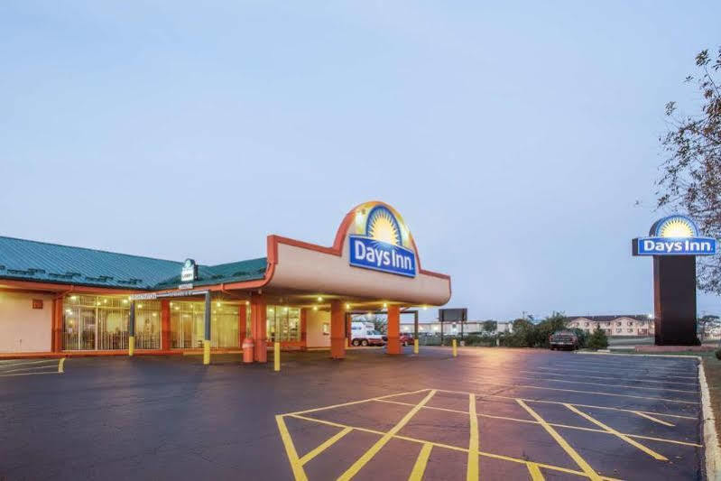 Americas Best Value Inn St. Joseph At I-29 Extérieur photo